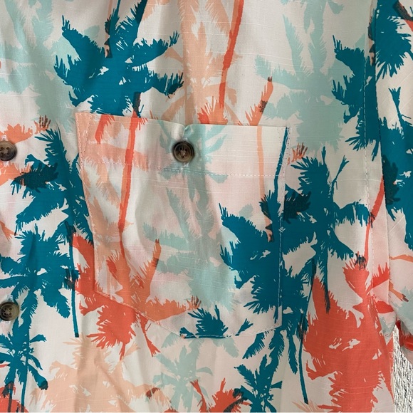 Hawaiian style Men’s Large - Short Sleeve Button Front Shirt by Olive & Burke - Picture 3 of 4